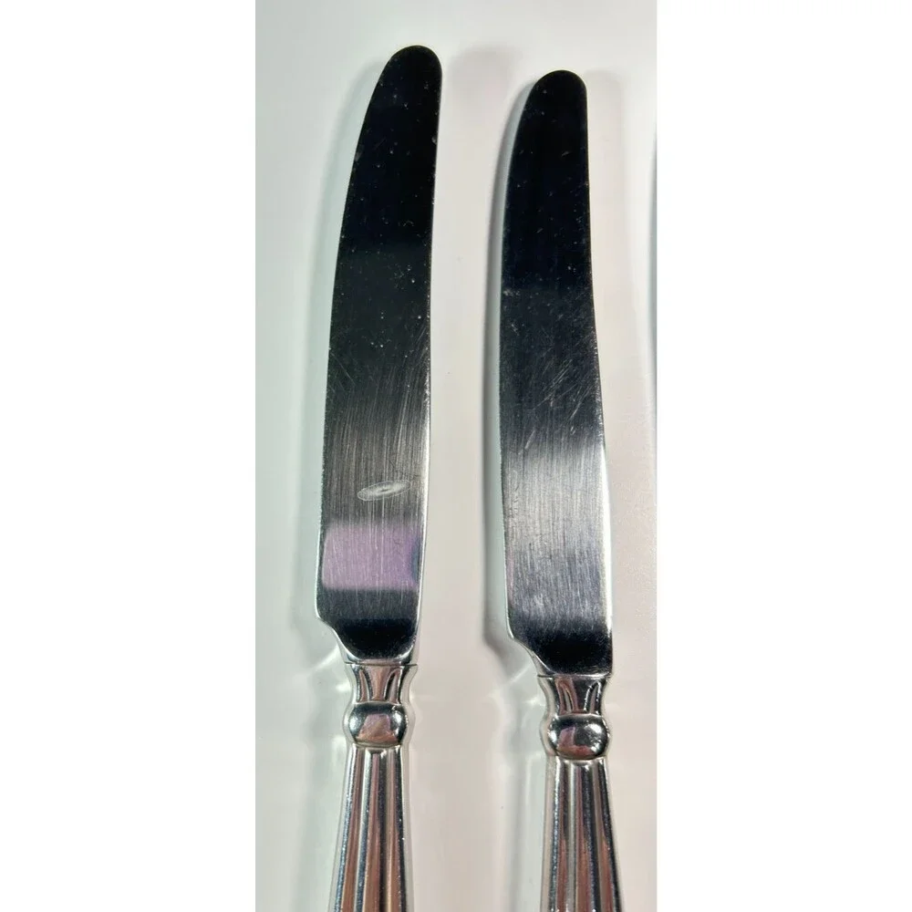 Oneida Unity (4) Dinner Knives Stainless Flatware Replacements USA - Set Of (4)A